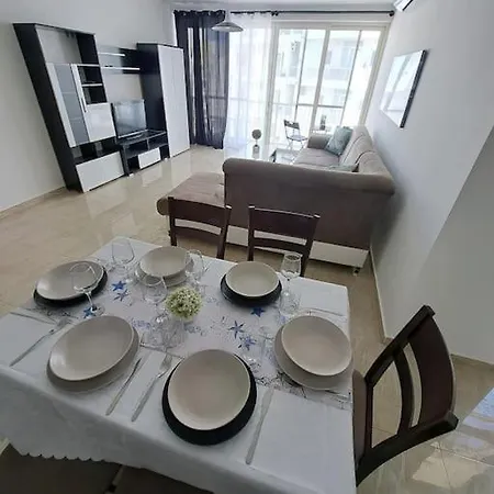 Apartment Summer