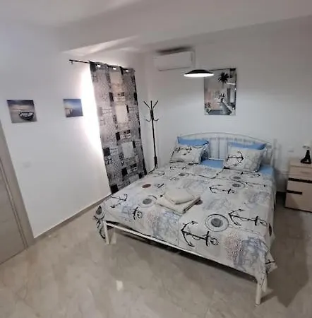 Apartment Summer
