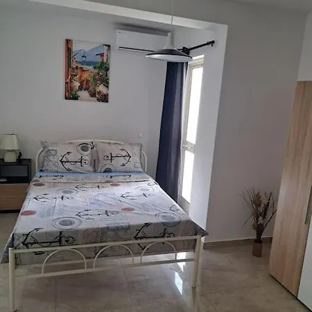 Summer Apartment